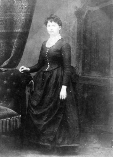 Elizabeth Caroline (Green) Arnold