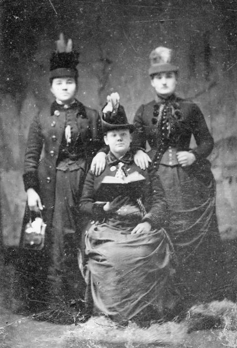 Illinoi Arnold Bassett Lizzie Green Swift Martha Swift Manion