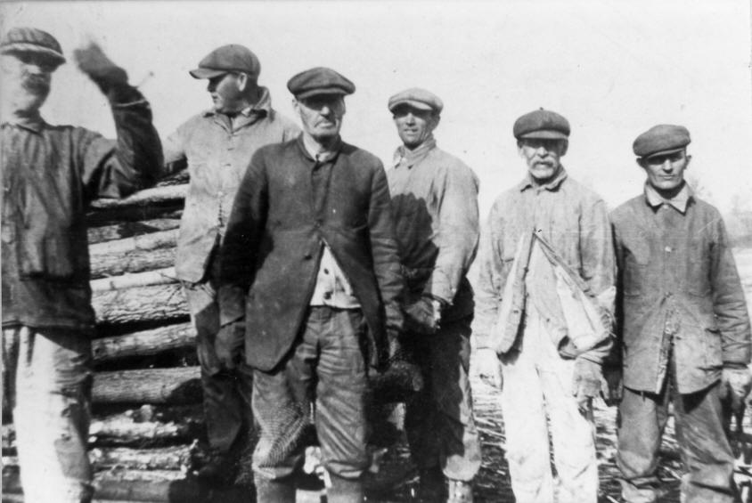 Tom Haynes, Orie "Tub" Atkins, Theodore Garrett, Orie "Paddy" Arnold, Willie Garrett, George Cole