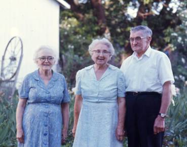 Rhea & Ted Lowe