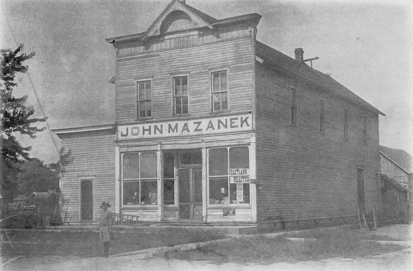 John Mazanek Store - Alma, IL