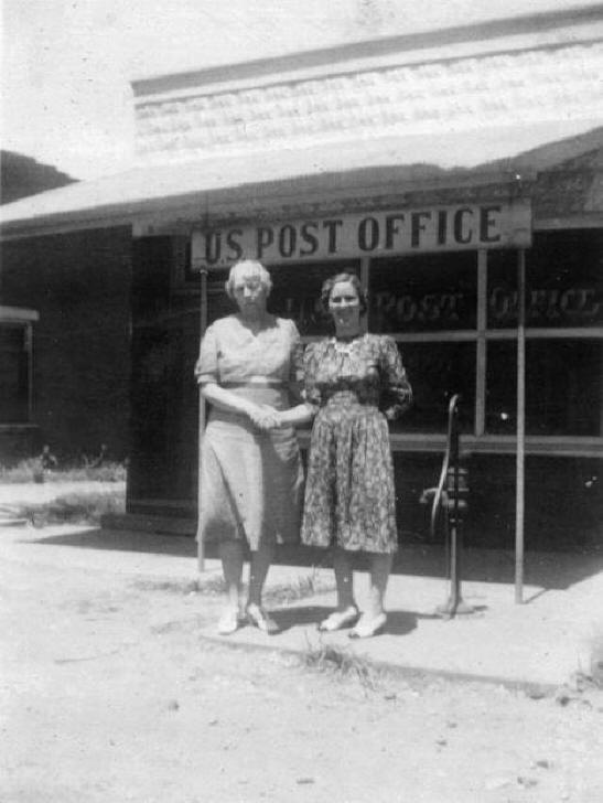 Alma Illinois Post Office