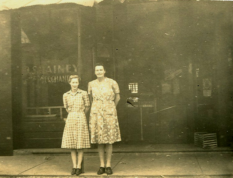Alma Illinois Emma Rainey Dutch Rainey Rainey Merchandise