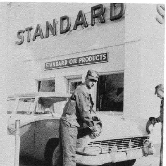 &nbsp;Brasel and O�Dell Standard Service Station Kinmundy