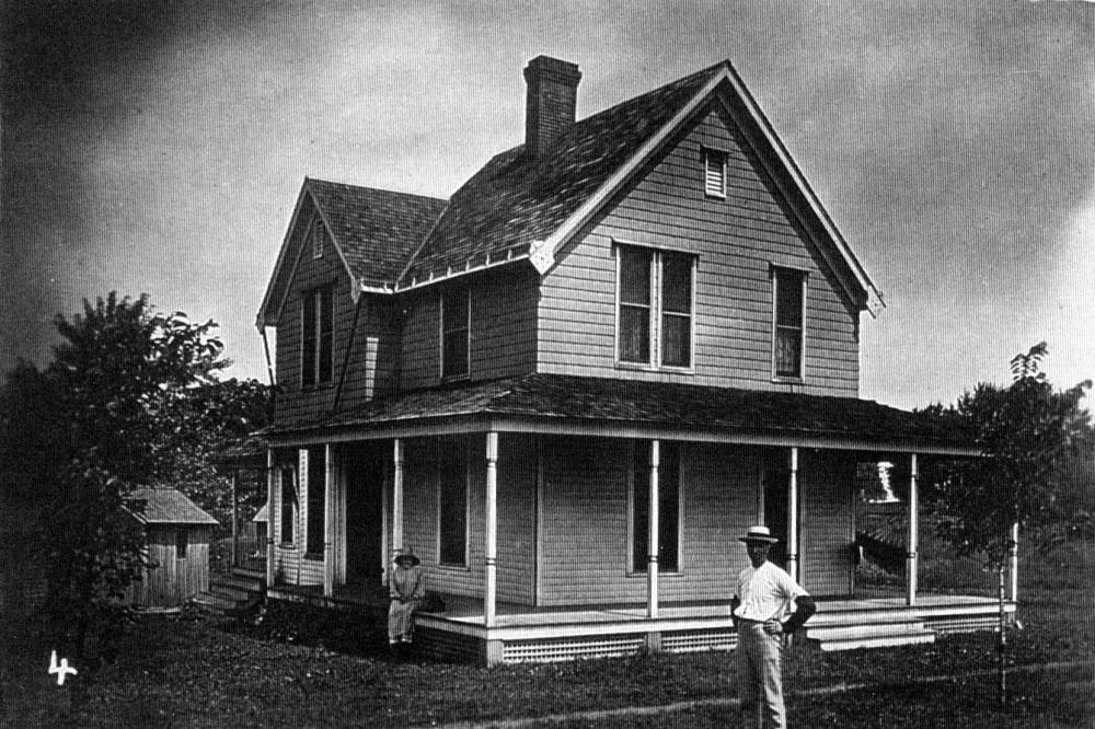 E.E. "Peck" Brown home in Kinmundy