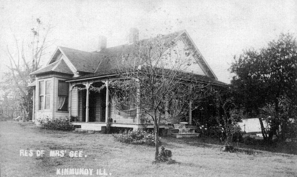 Mrs. Gee home in Kinmundy