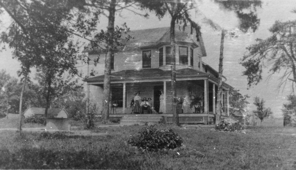 F.J. Nirider home in Kinmundy