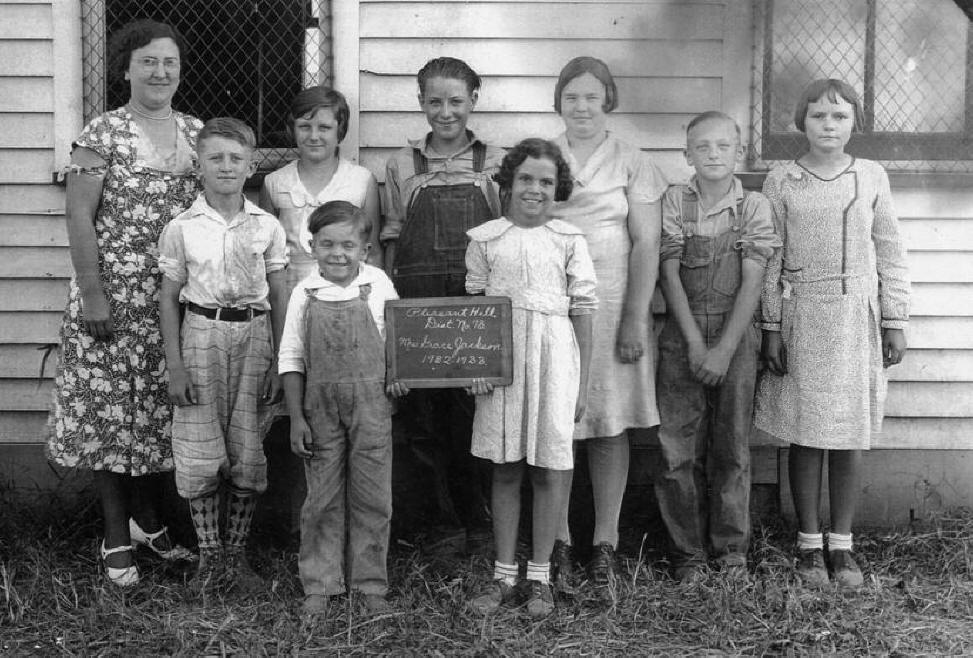 Pleasant Hill School (also known as White School); 1932-1933