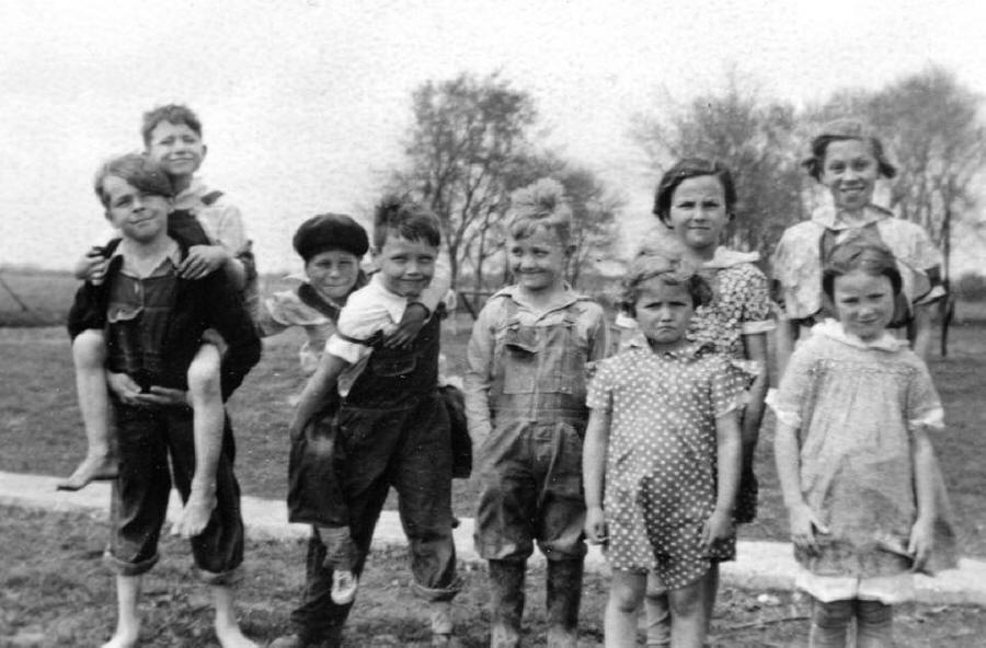 Pleasant Hill School (also known as White School); 1938