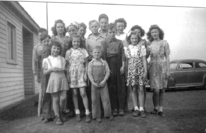 Pleasant Grove School (also known as Jones School & Buzzard Roost School); 1945