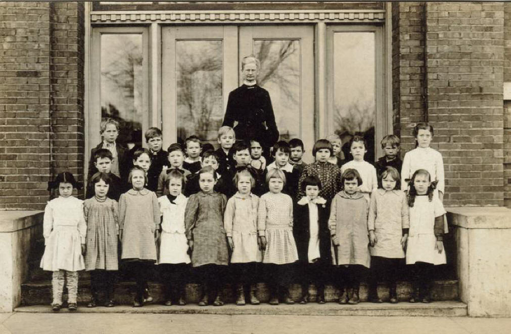 Kinmundy Grade School