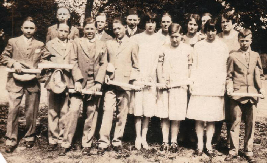 Kinmundy School, 8th Grade Graduation; 1926