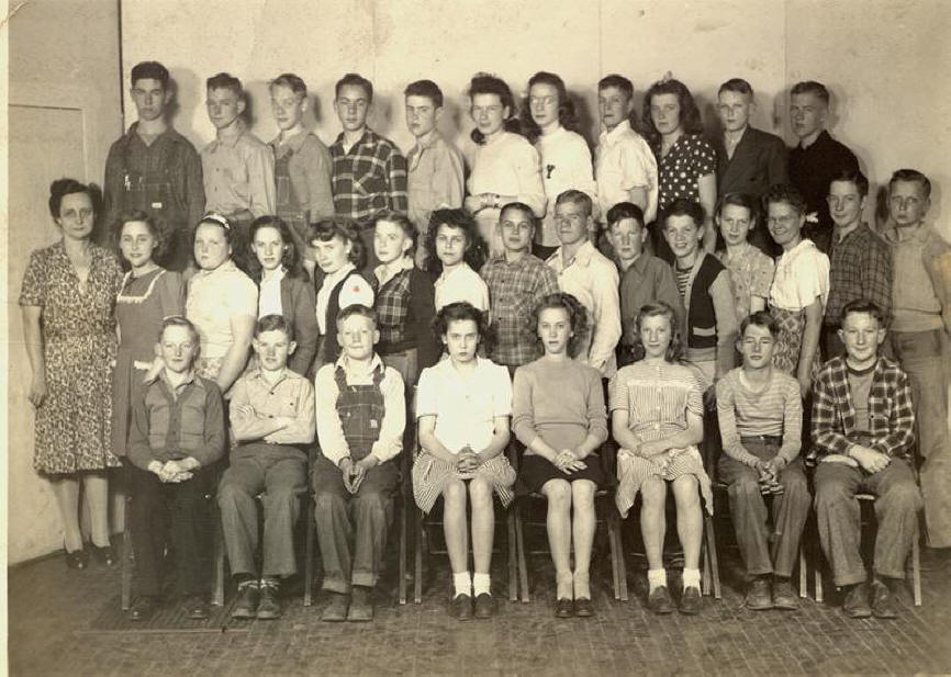 Kinmundy School; 1946