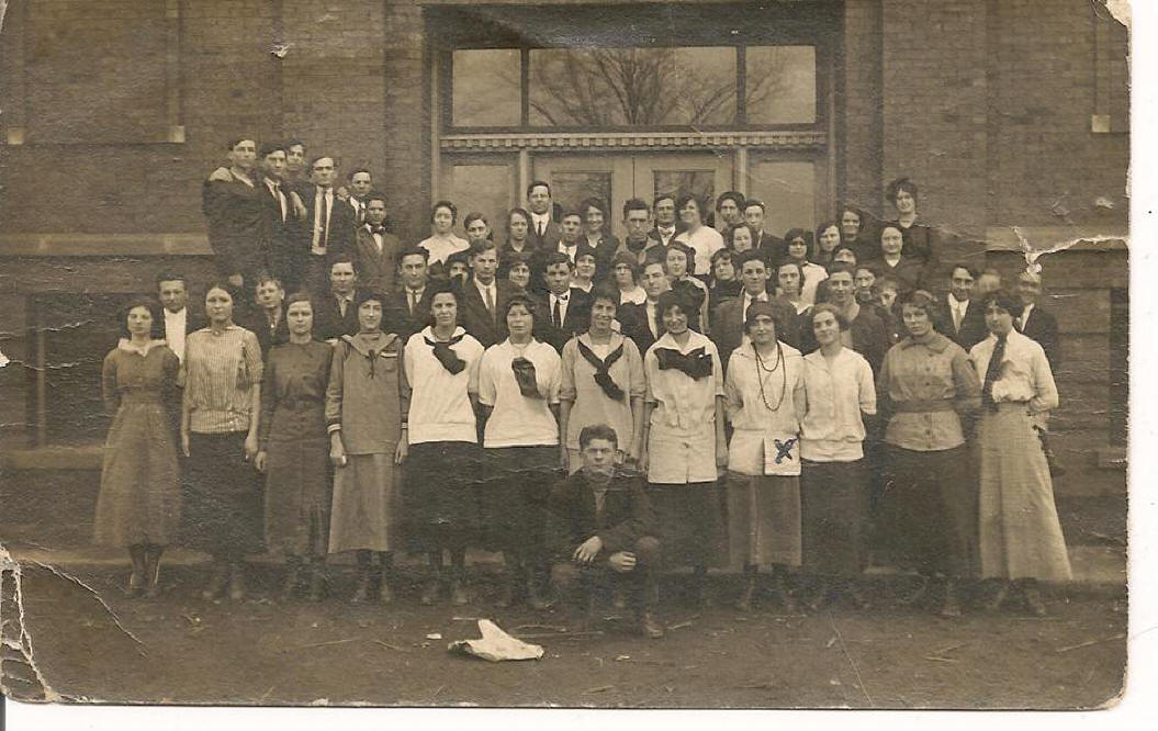 Kinmundy High School; 1914