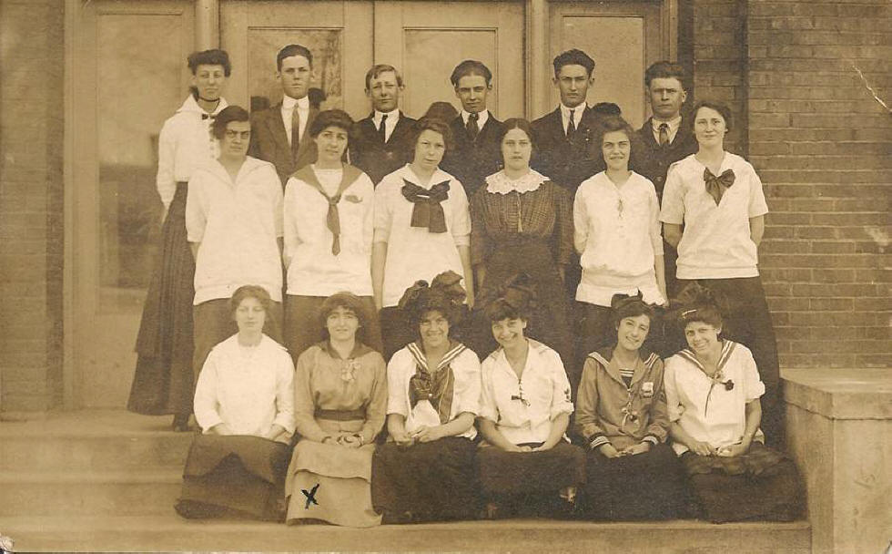 Kinmundy High School; 1915
