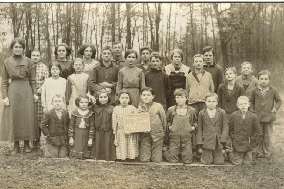 Meadow Branch School; 1913